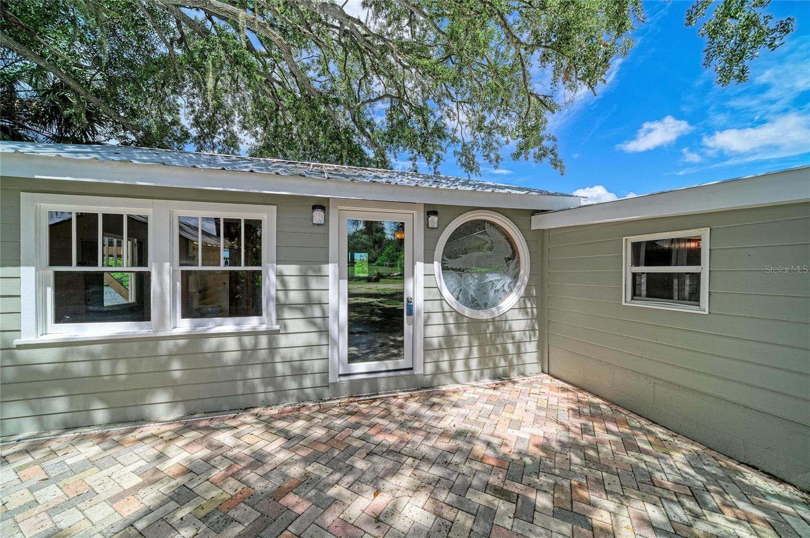 1609 SAFFOLD PARK DR — photo 12