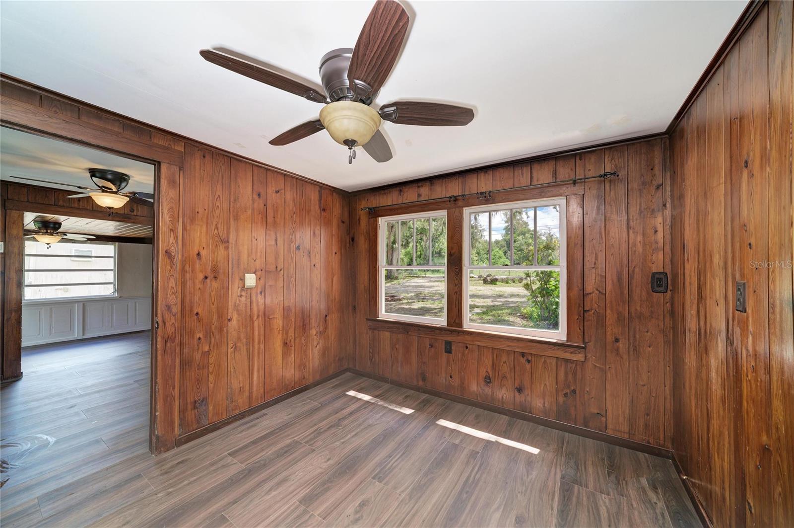 1609 SAFFOLD PARK DR — photo 26