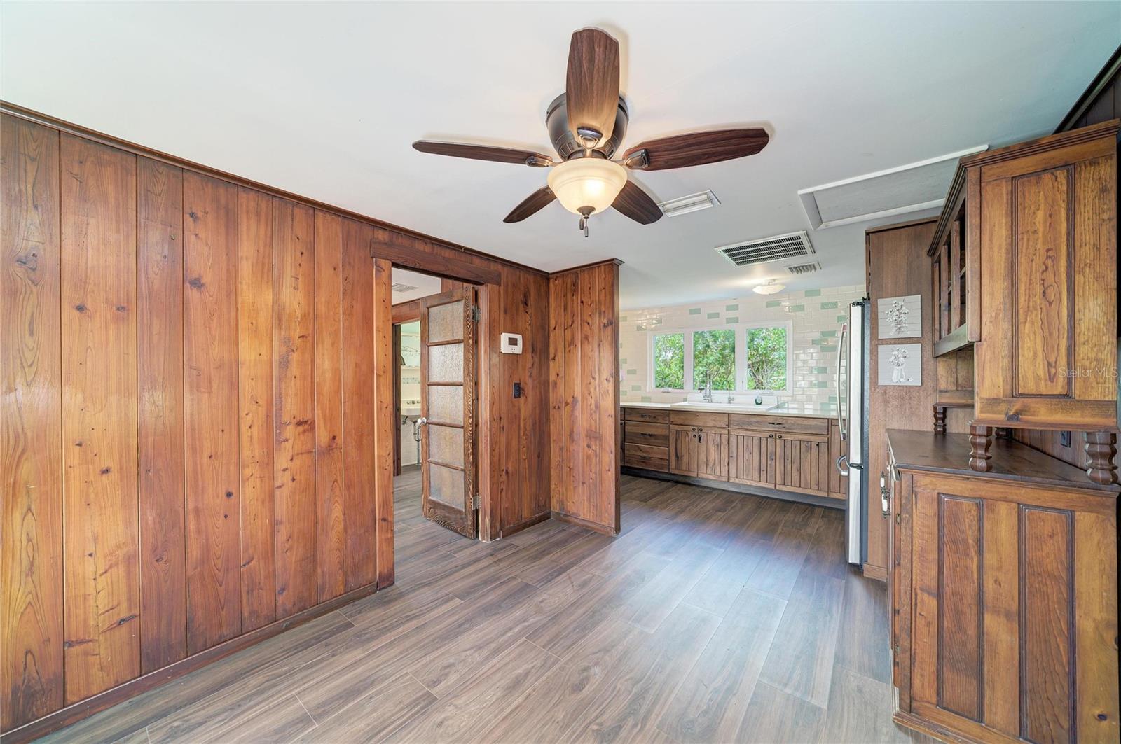 1609 SAFFOLD PARK DR — photo 14