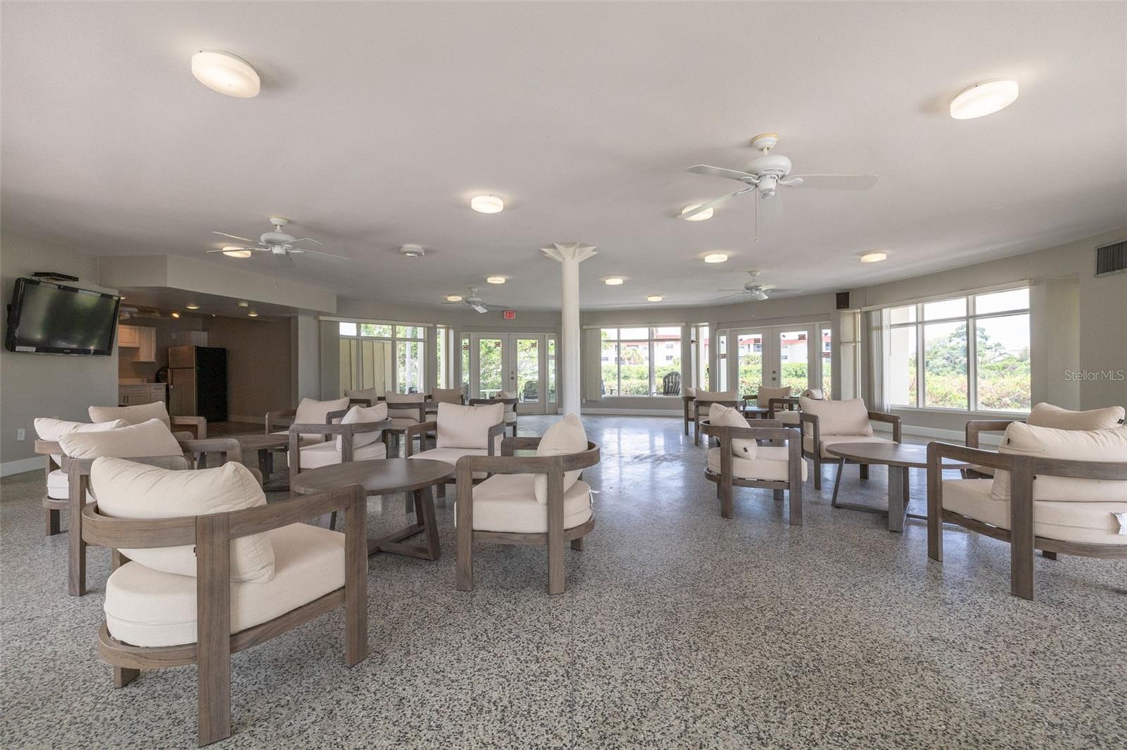 4550 OVERLOOK DR NE #152 — photo 41