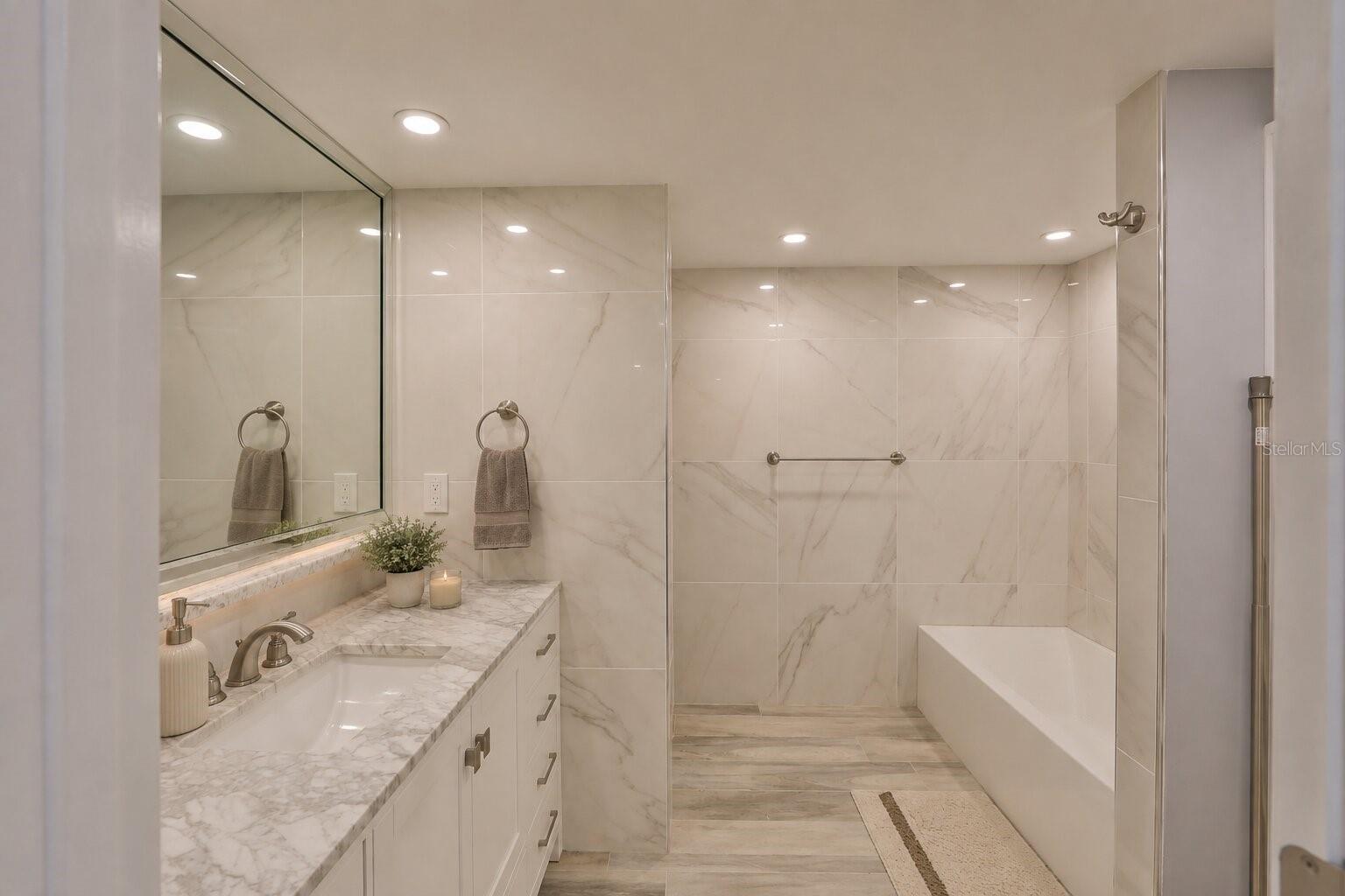 7037 SUNSET DR S #606 — photo 14