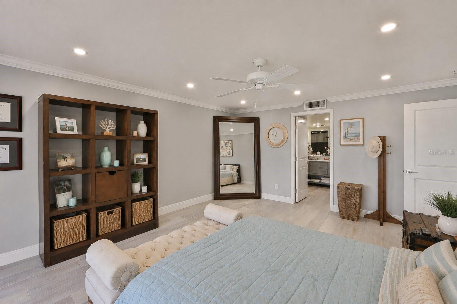 7037 SUNSET DR S #606 — photo 10