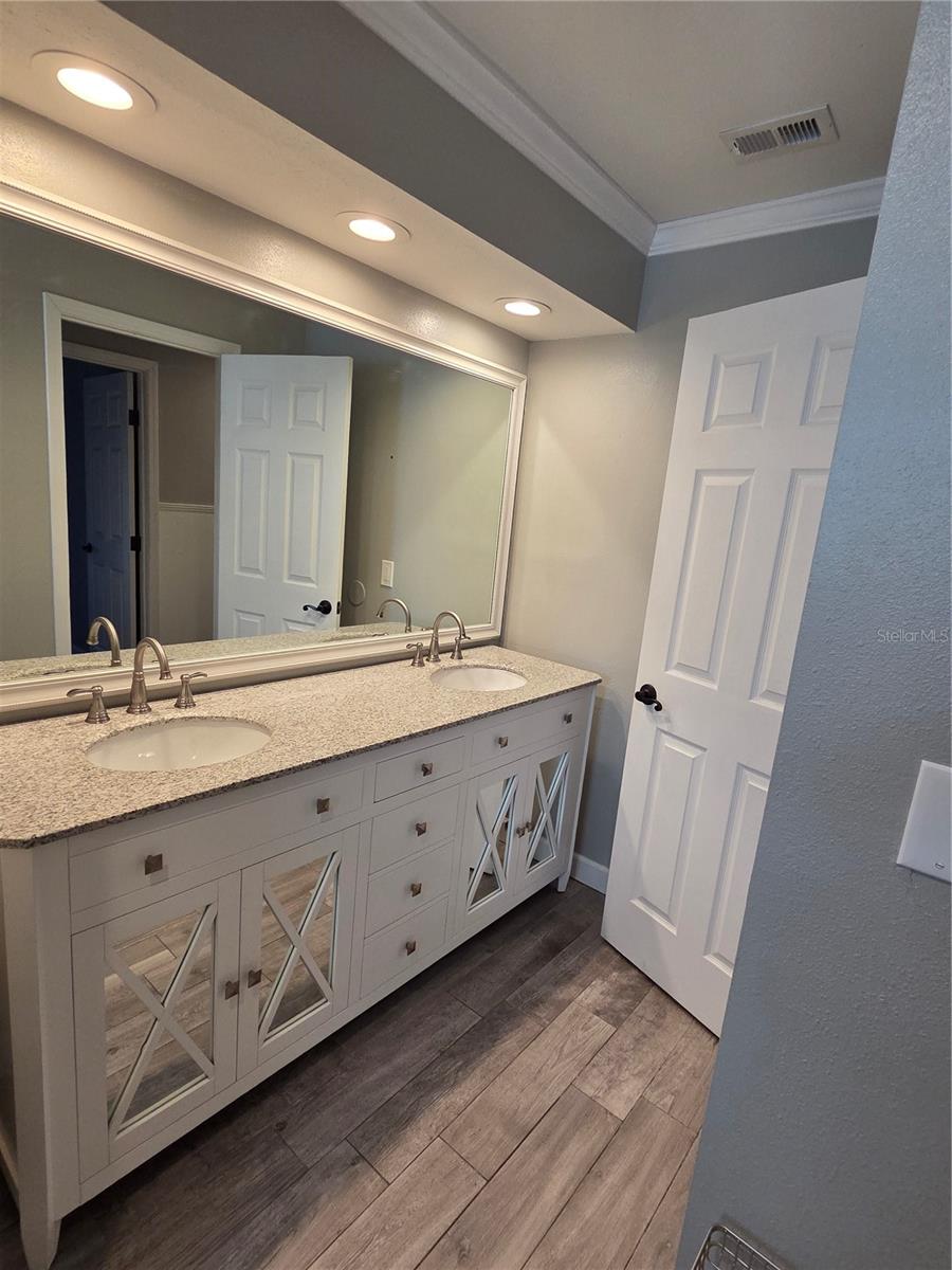 1033 ROSETREE LN — photo 19