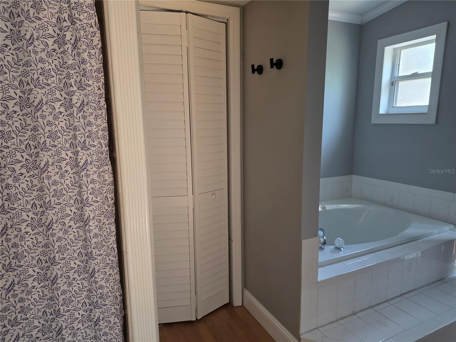 1033 ROSETREE LN — photo 31