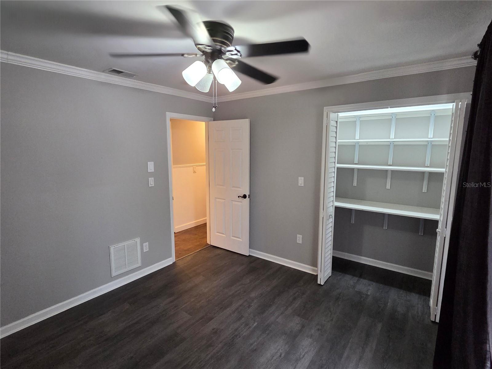 1033 ROSETREE LN — photo 15