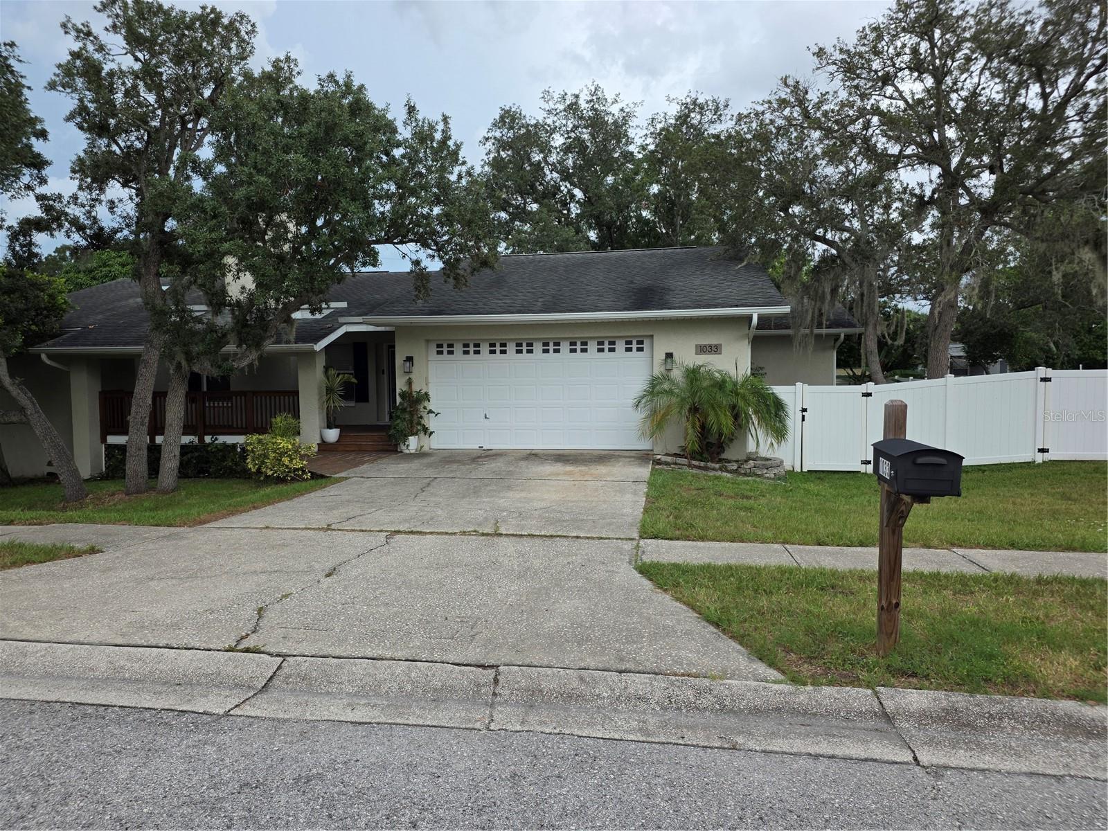 1033 ROSETREE LN — photo 2