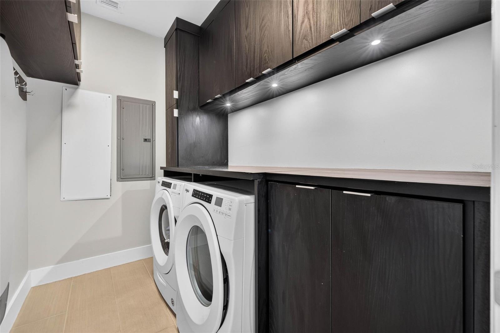 100 1ST AVE N #1603 — photo 32