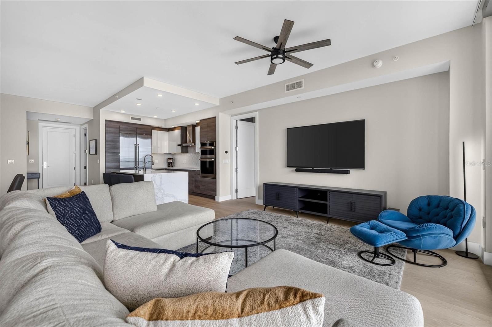 100 1ST AVE N #1603 — photo 8