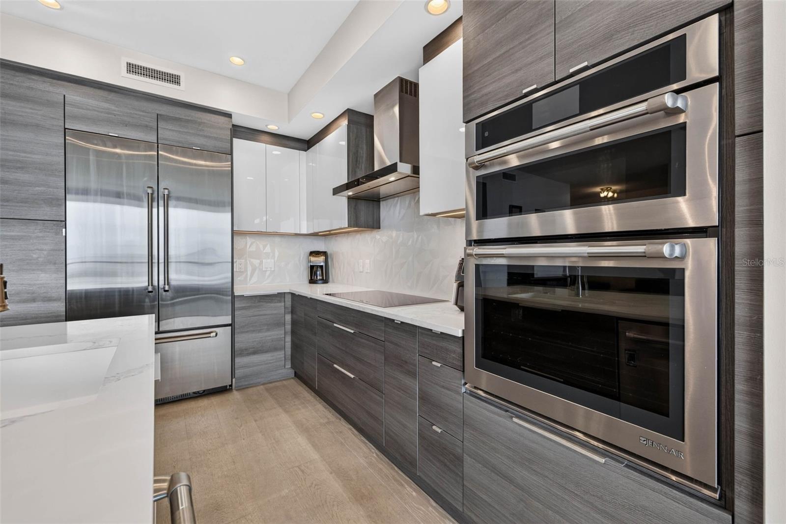 100 1ST AVE N #1603 — photo 12