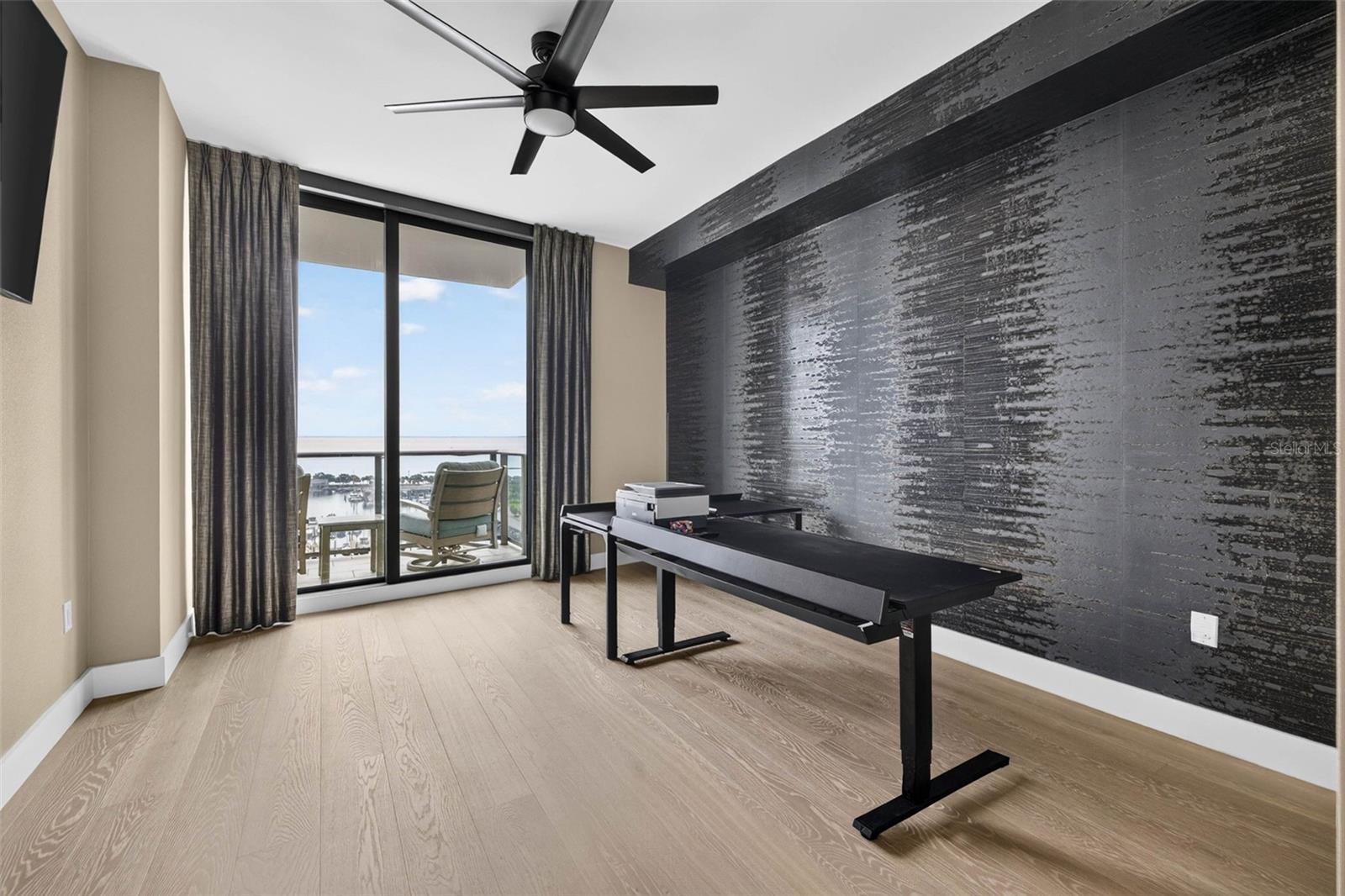 100 1ST AVE N #1603 — photo 30