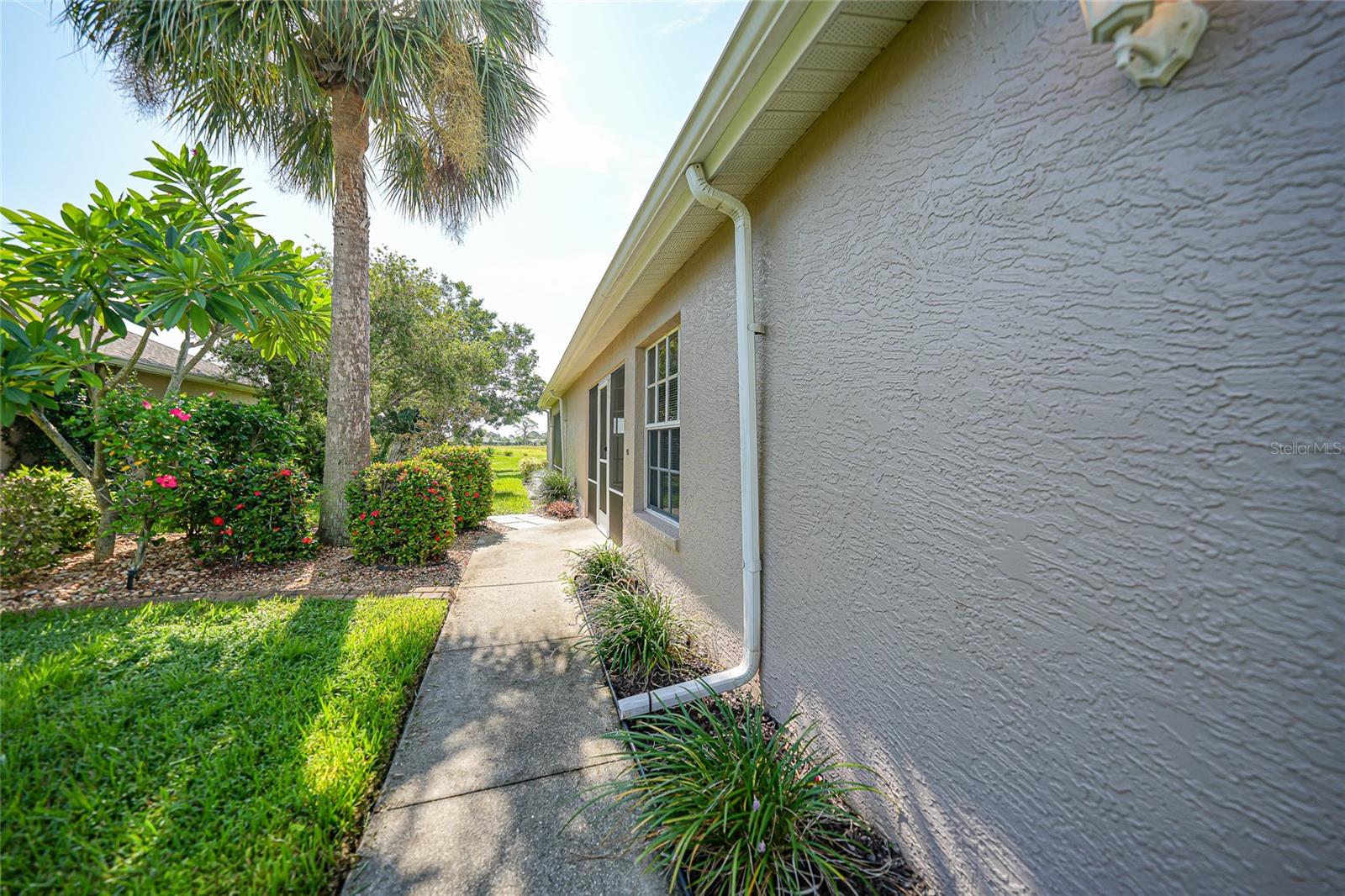 4214 FAIRWAY PL — photo 2