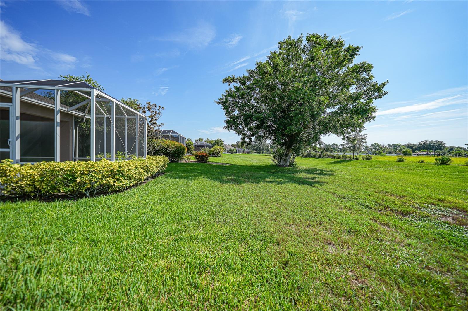 4214 FAIRWAY PL — photo 29