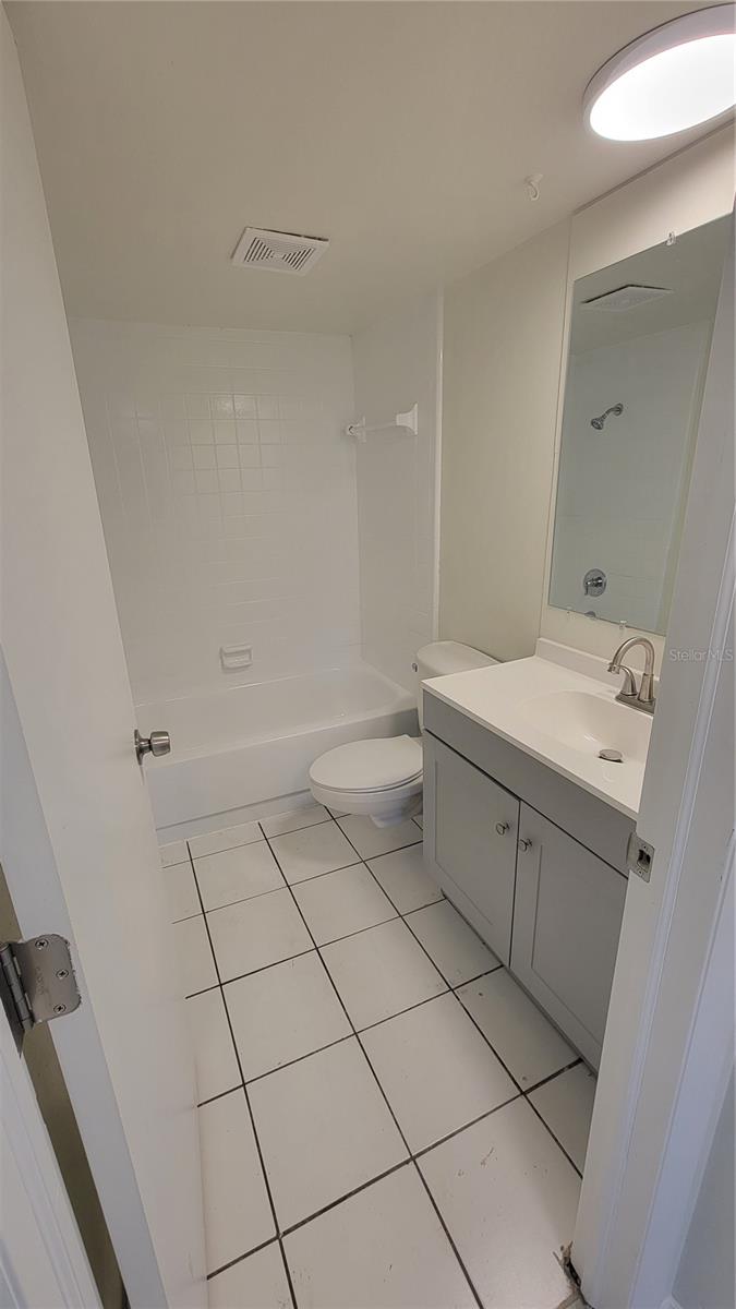308 AVANDA CT #6 — photo 11
