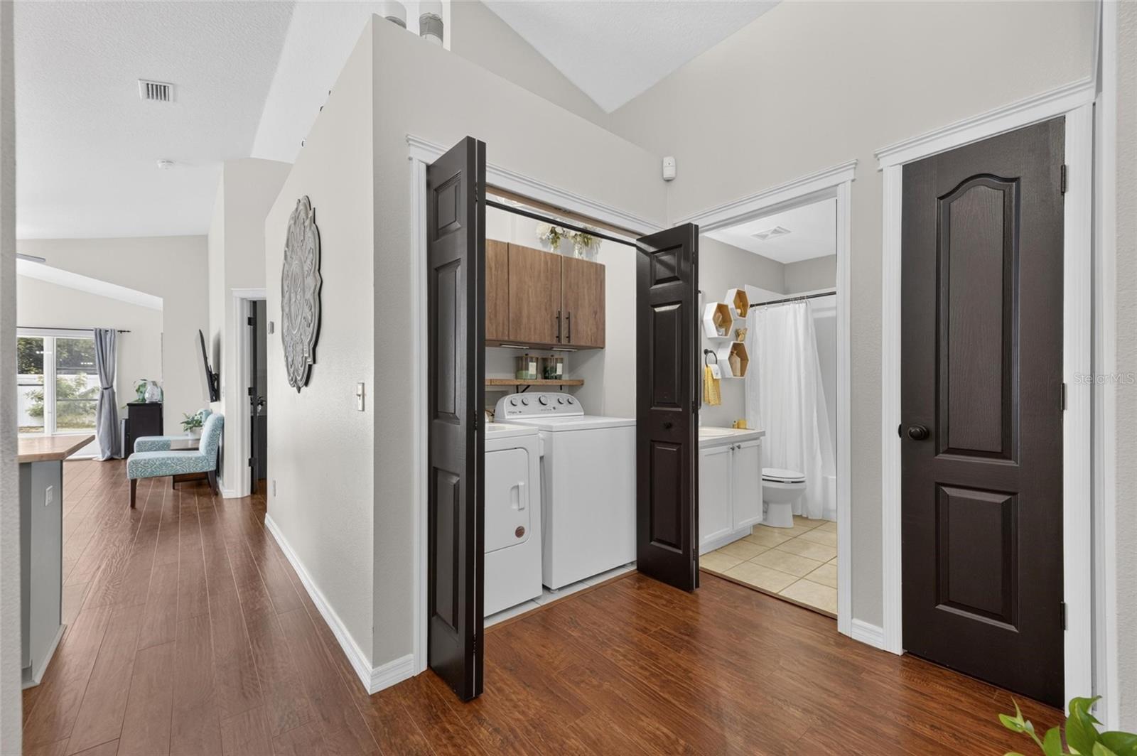 7629 DEVONBRIDGE GARDEN WAY — photo 35
