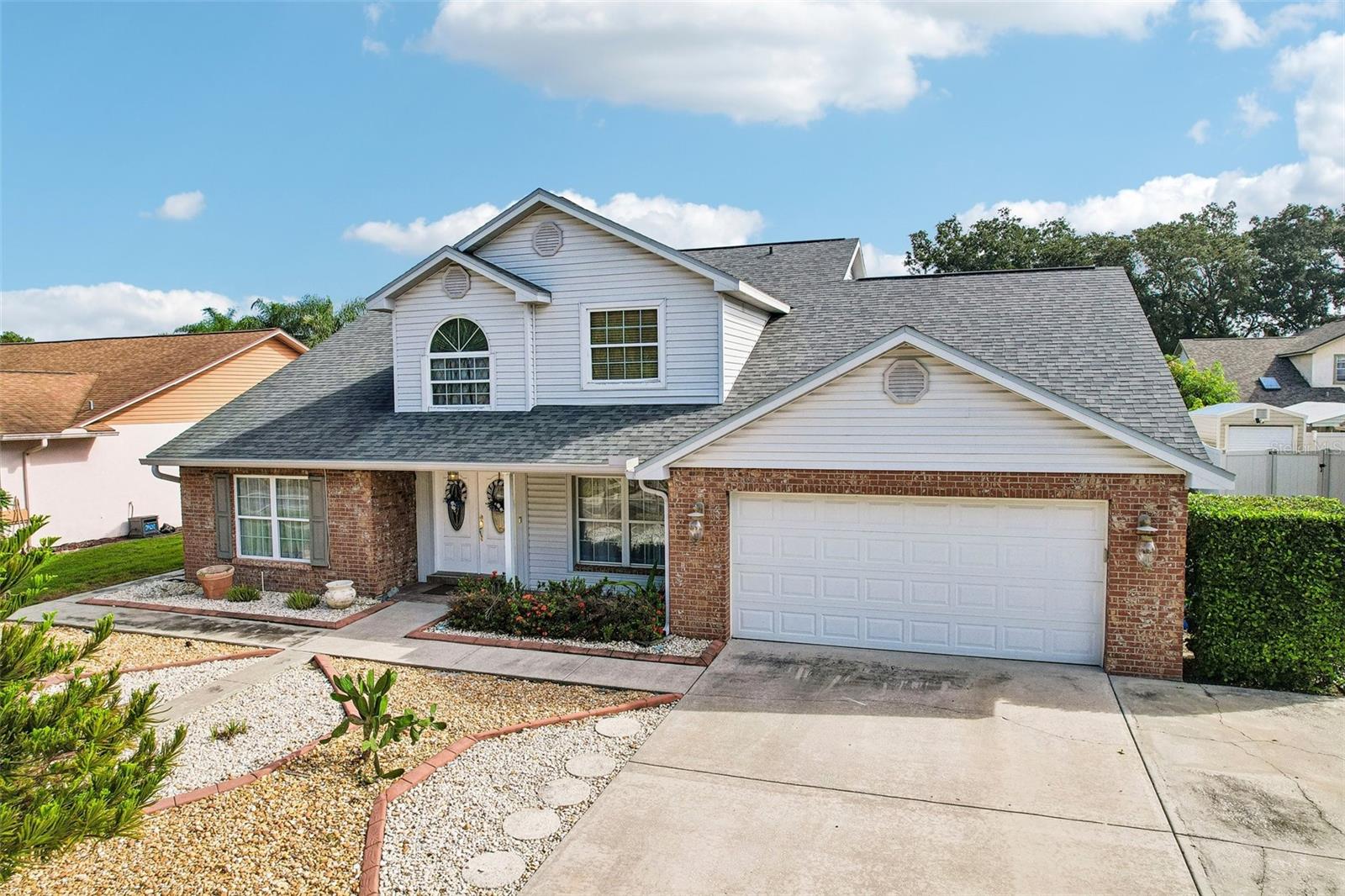 1424 DUMONT DR — photo 2