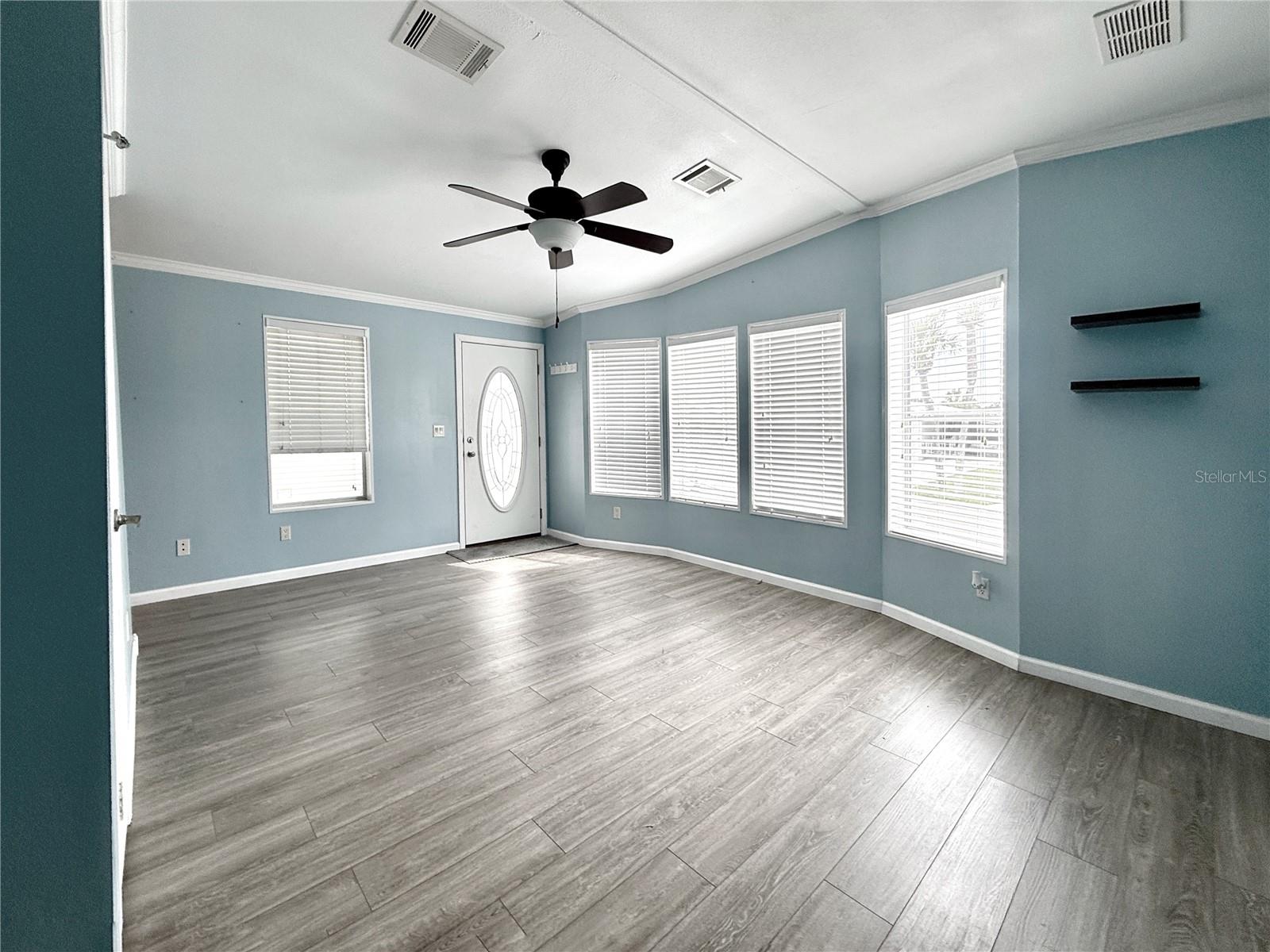 115 E SAINT ANNES CIR — photo 12