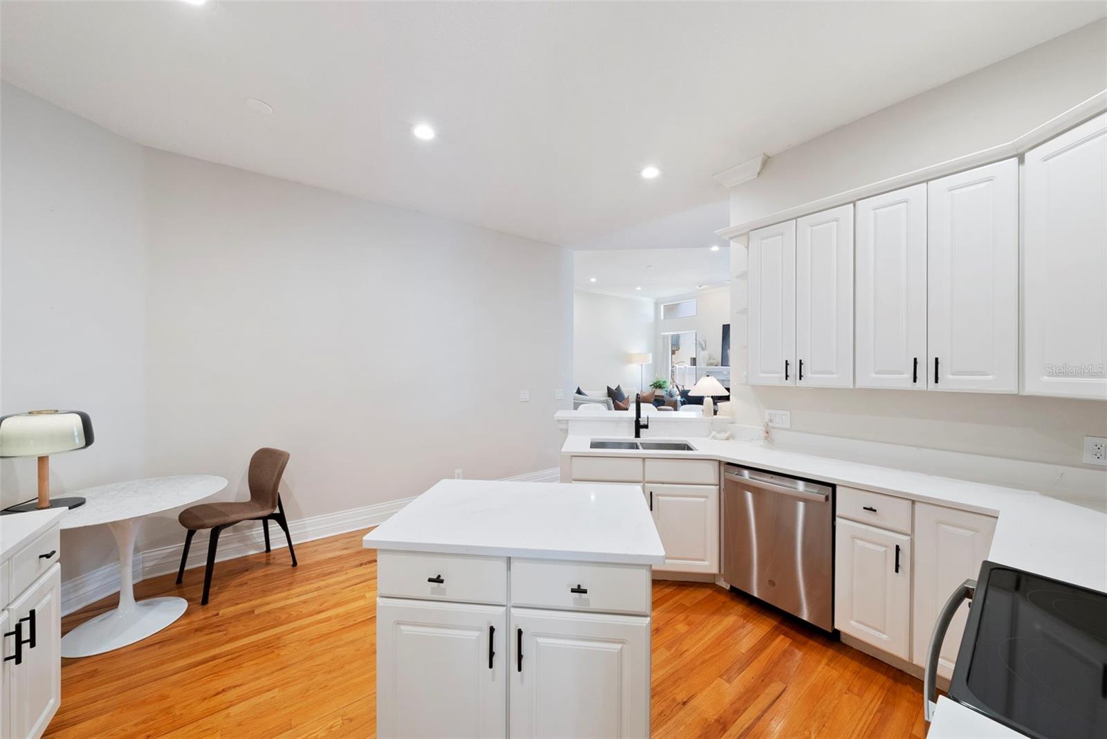 2504 W TENNESSEE AVE #A — photo 24