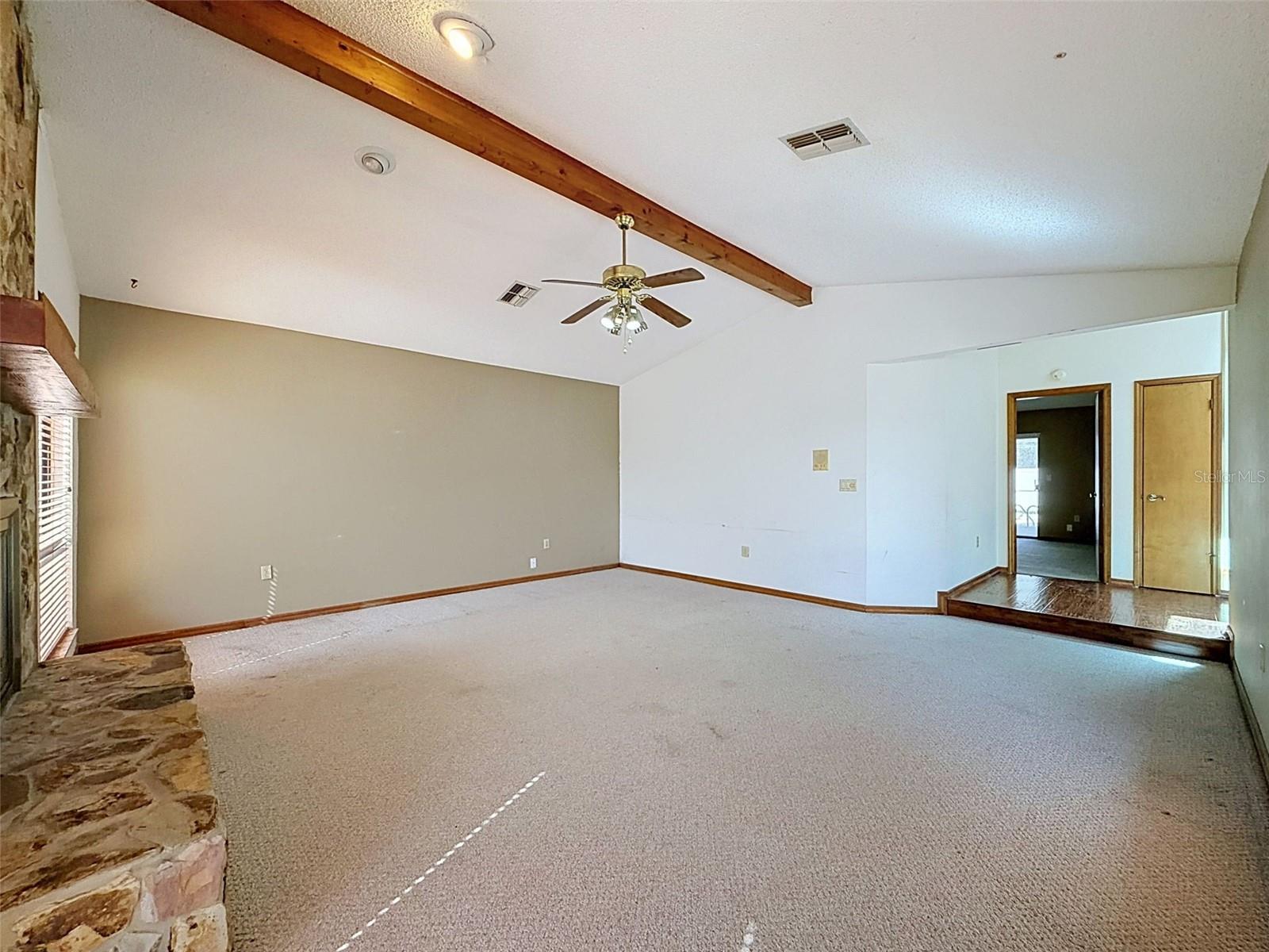 13241 HILLWOOD CIR — photo 6