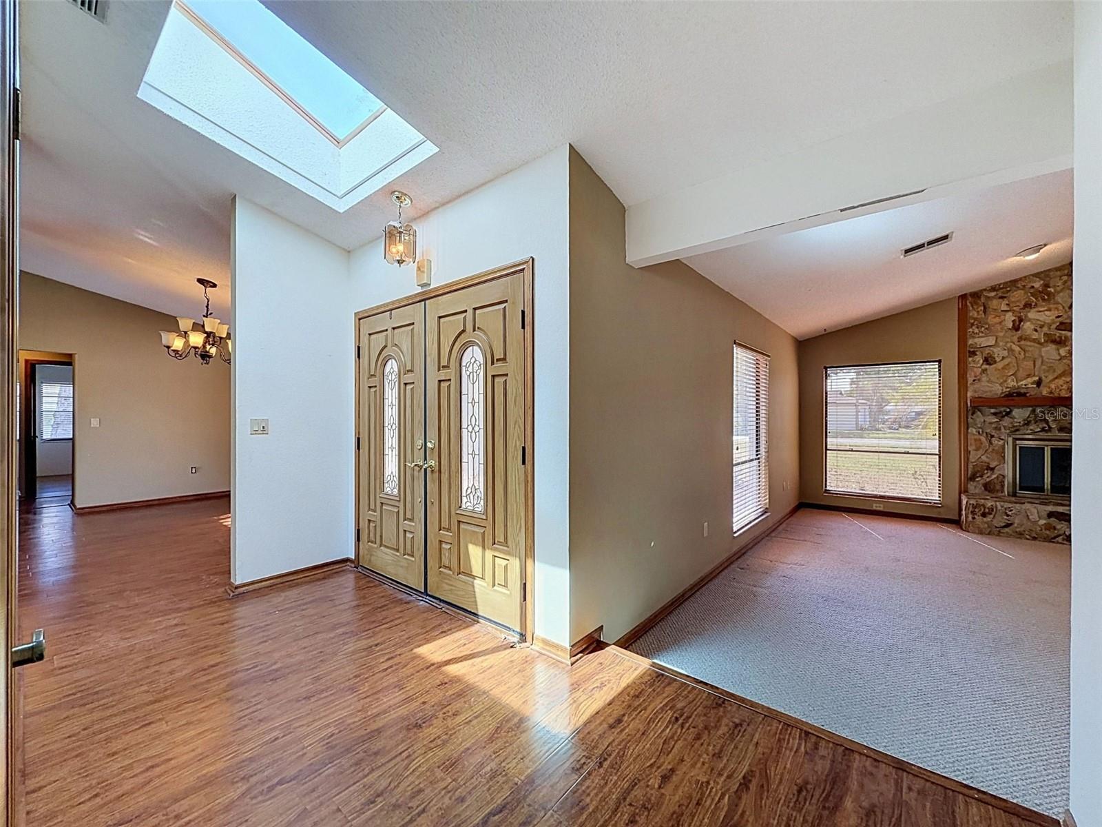 13241 HILLWOOD CIR — photo 4