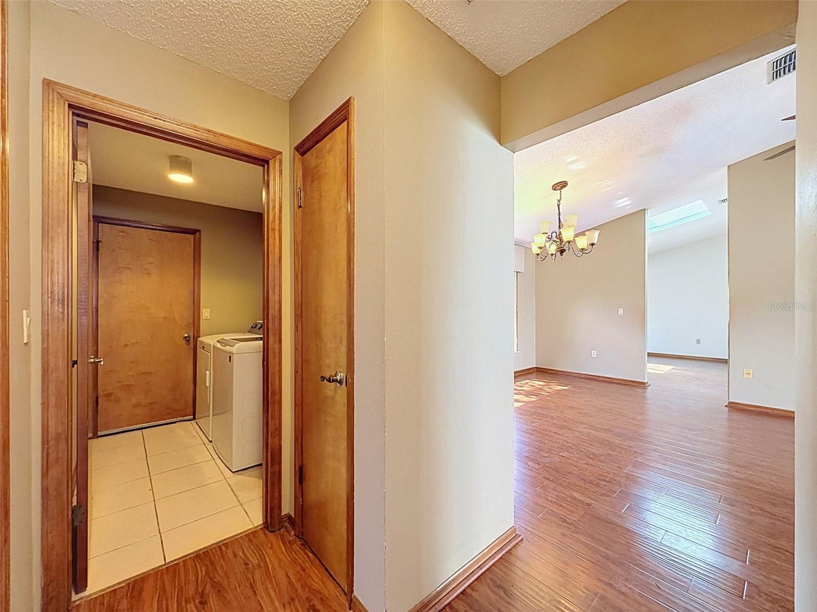 13241 HILLWOOD CIR — photo 24