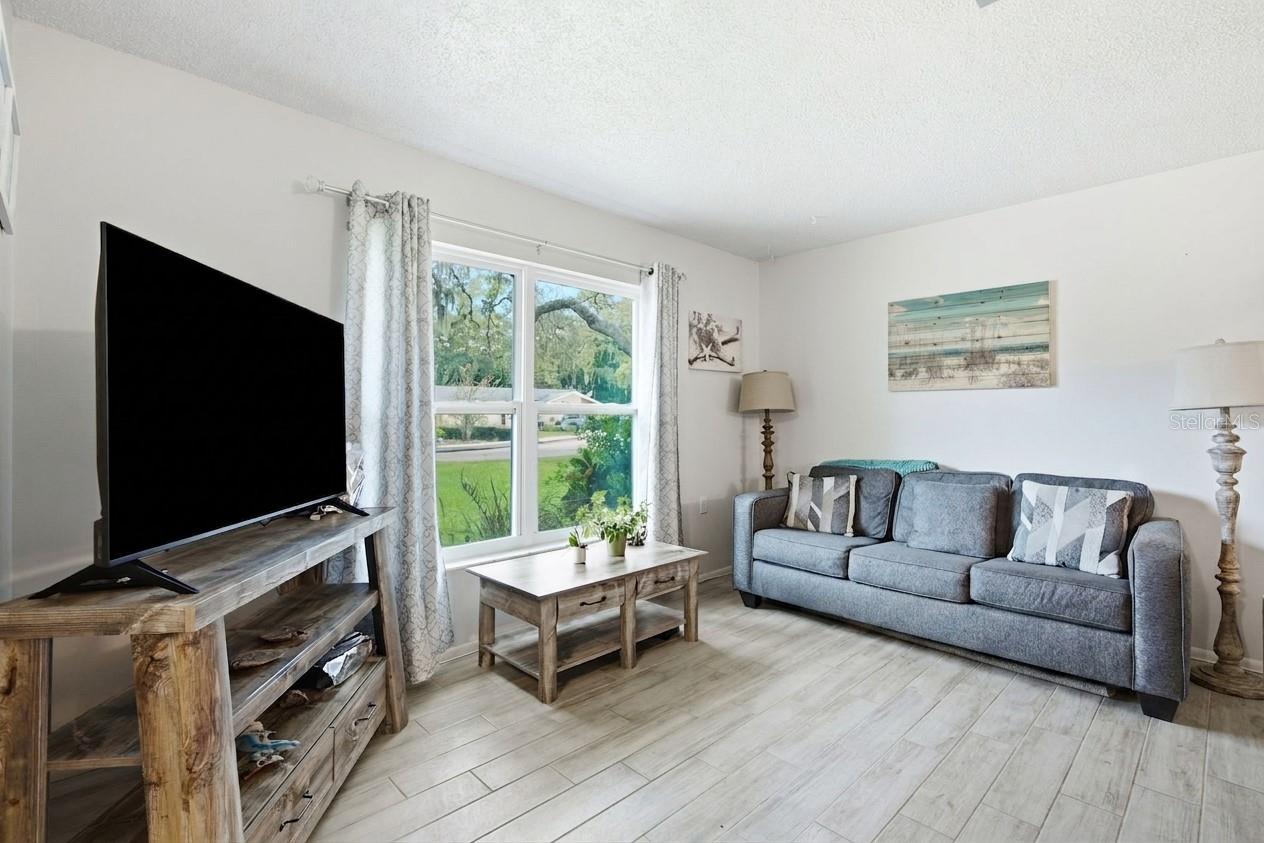 10624 ENCINO CT — photo 8