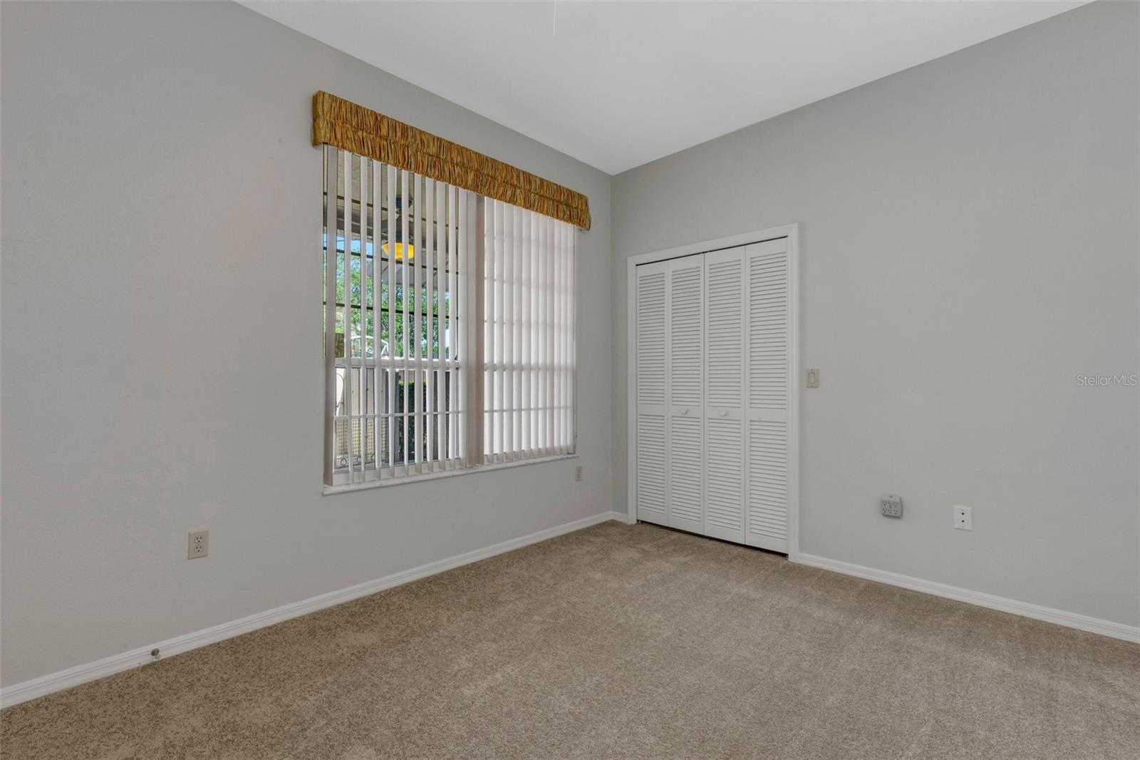 4044 PENSHURST PARK — photo 32