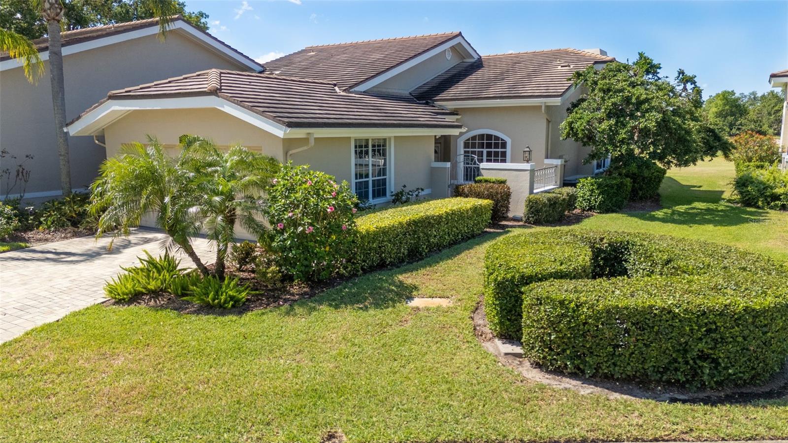 4044 PENSHURST PARK — photo 72