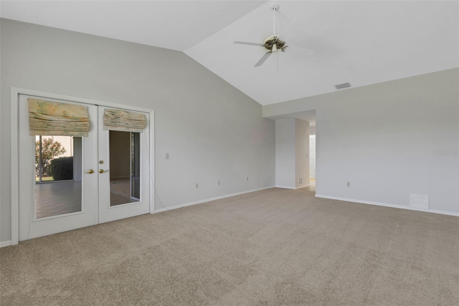 4044 PENSHURST PARK — photo 27