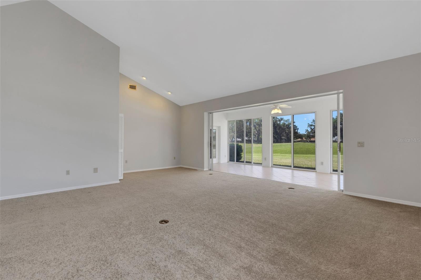 4044 PENSHURST PARK — photo 46