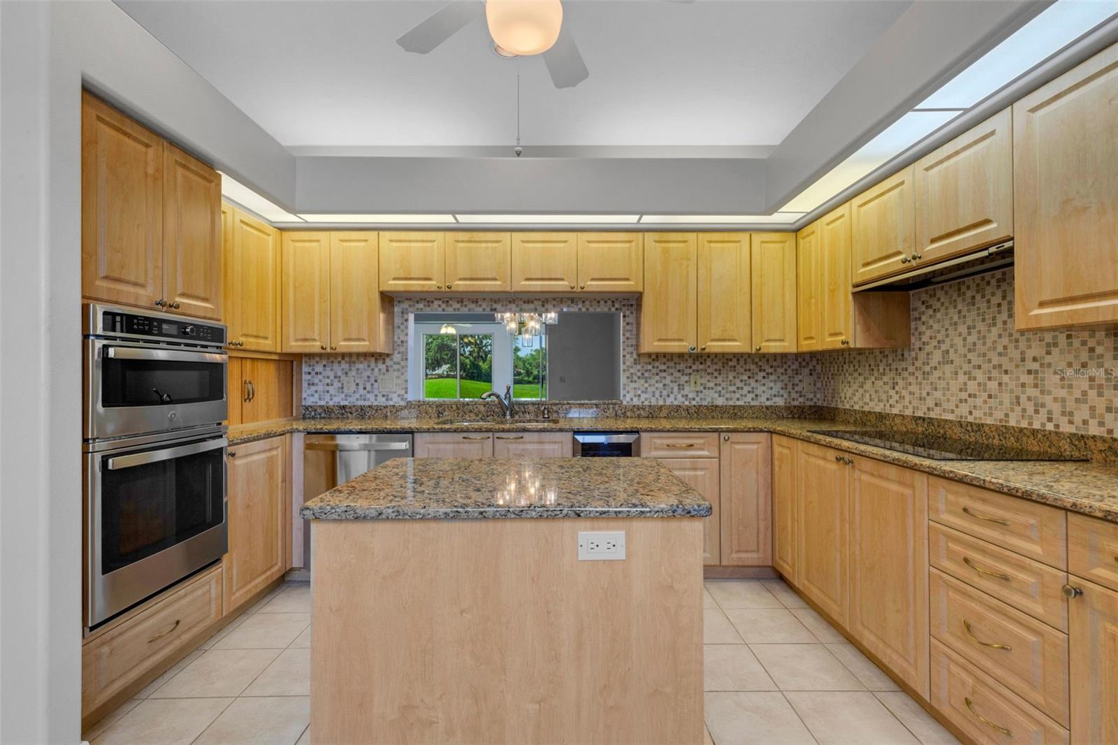 4044 PENSHURST PARK — photo 3