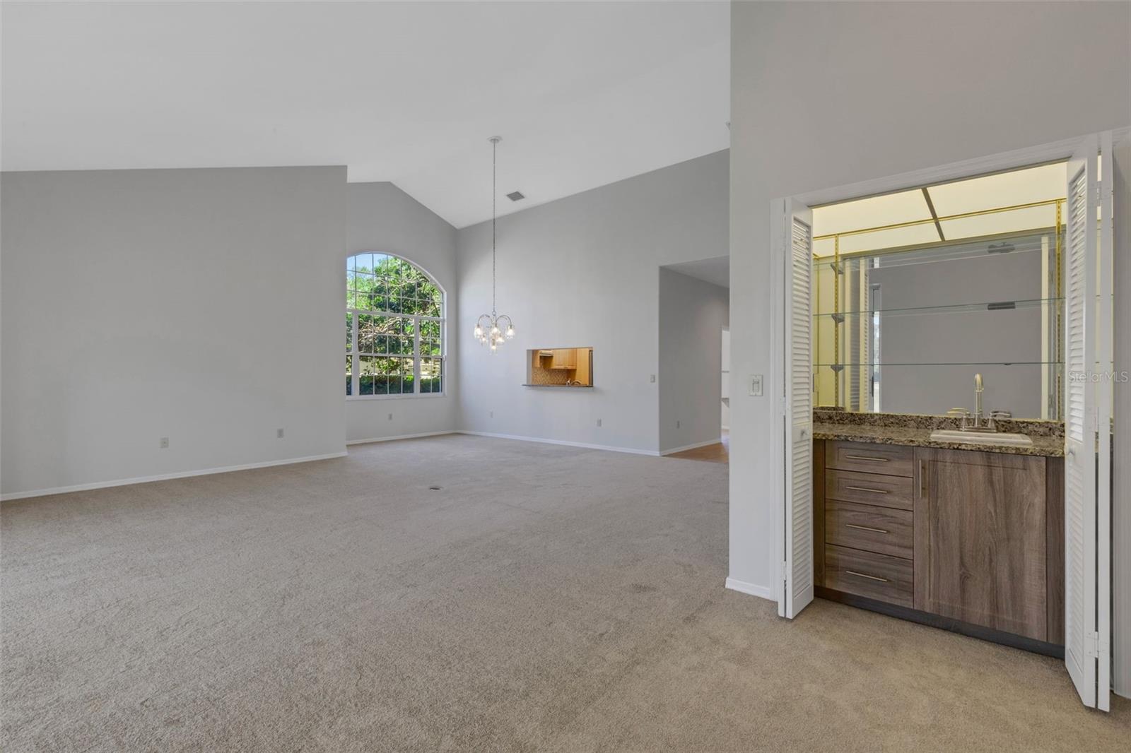 4044 PENSHURST PARK — photo 4