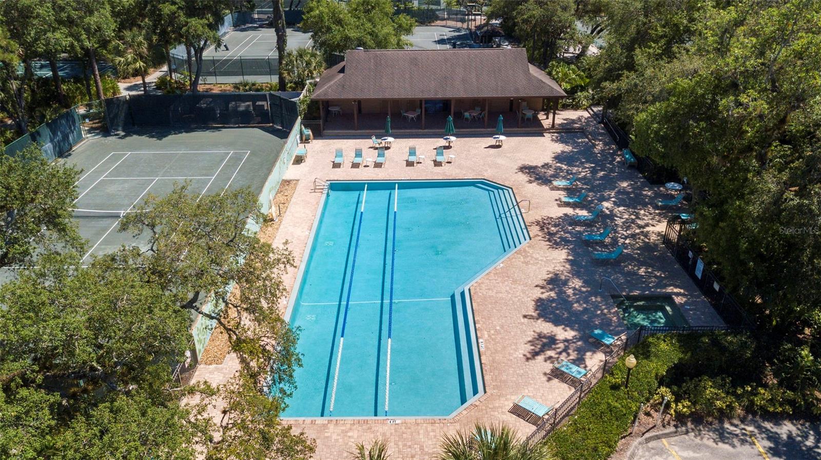 4044 PENSHURST PARK — photo 97