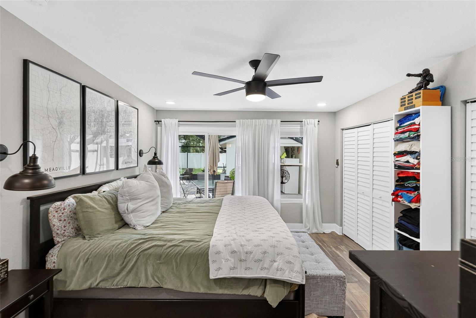 1015 E CRAWFORD ST — photo 18