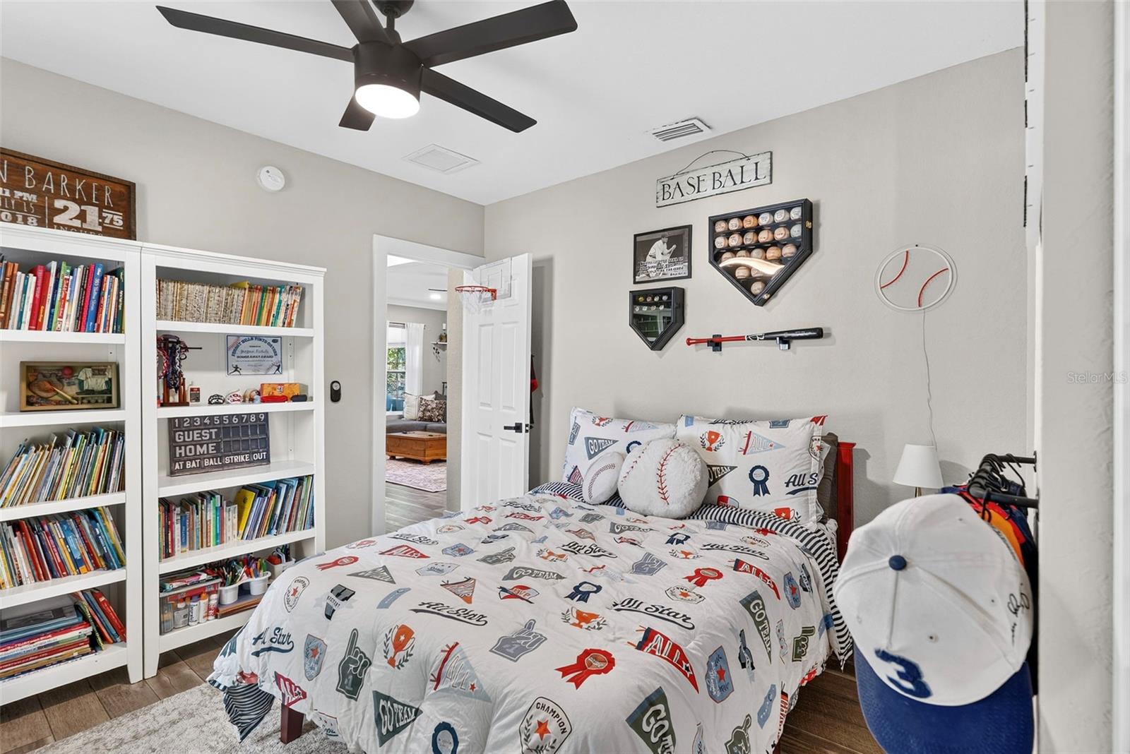 1015 E CRAWFORD ST — photo 22