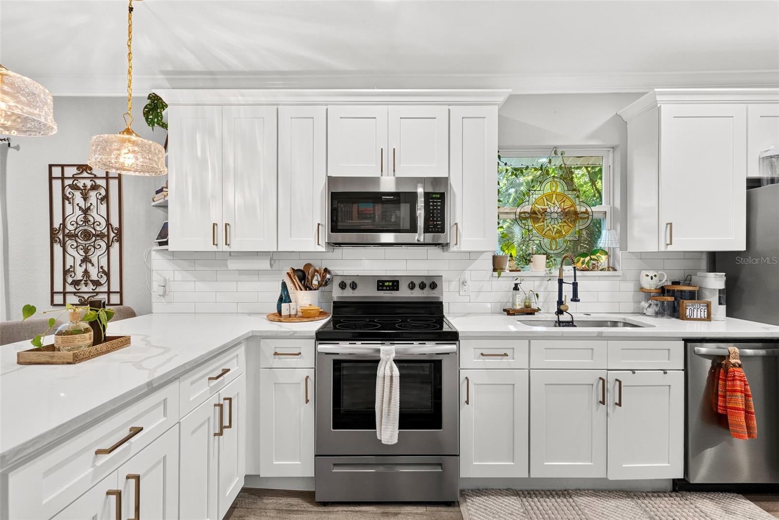 1015 E CRAWFORD ST — photo 13