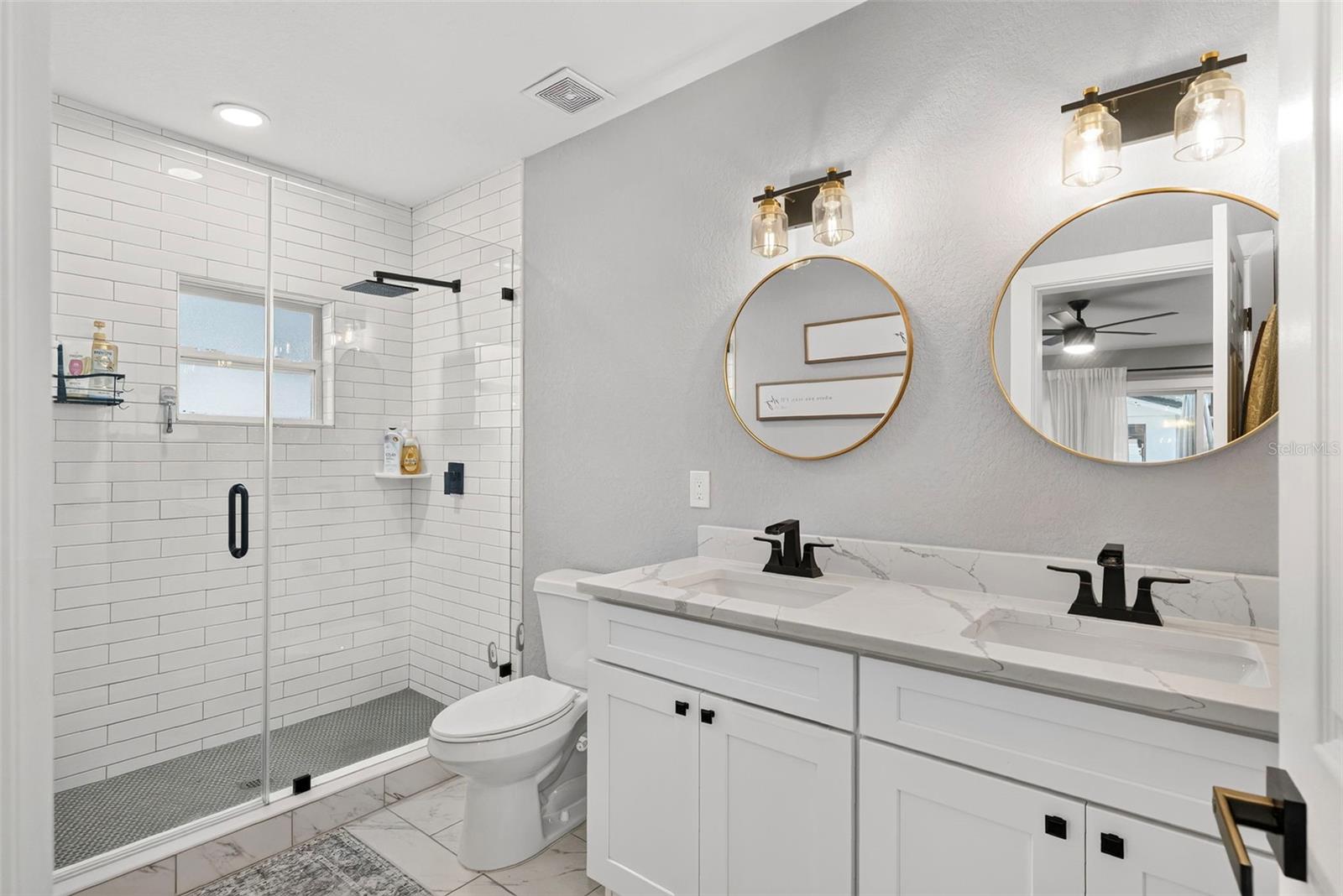 1015 E CRAWFORD ST — photo 20