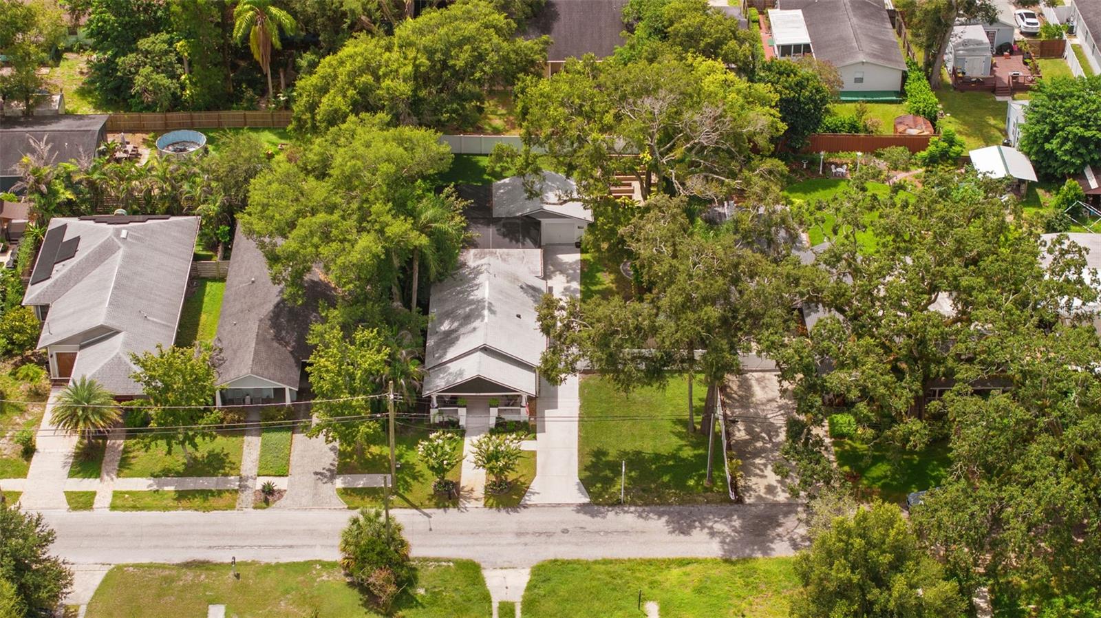 1015 E CRAWFORD ST — photo 35