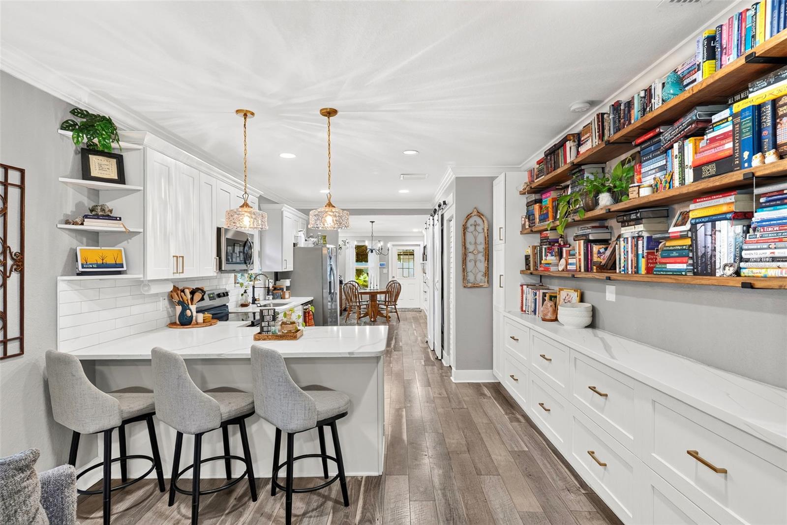 1015 E CRAWFORD ST — photo 11