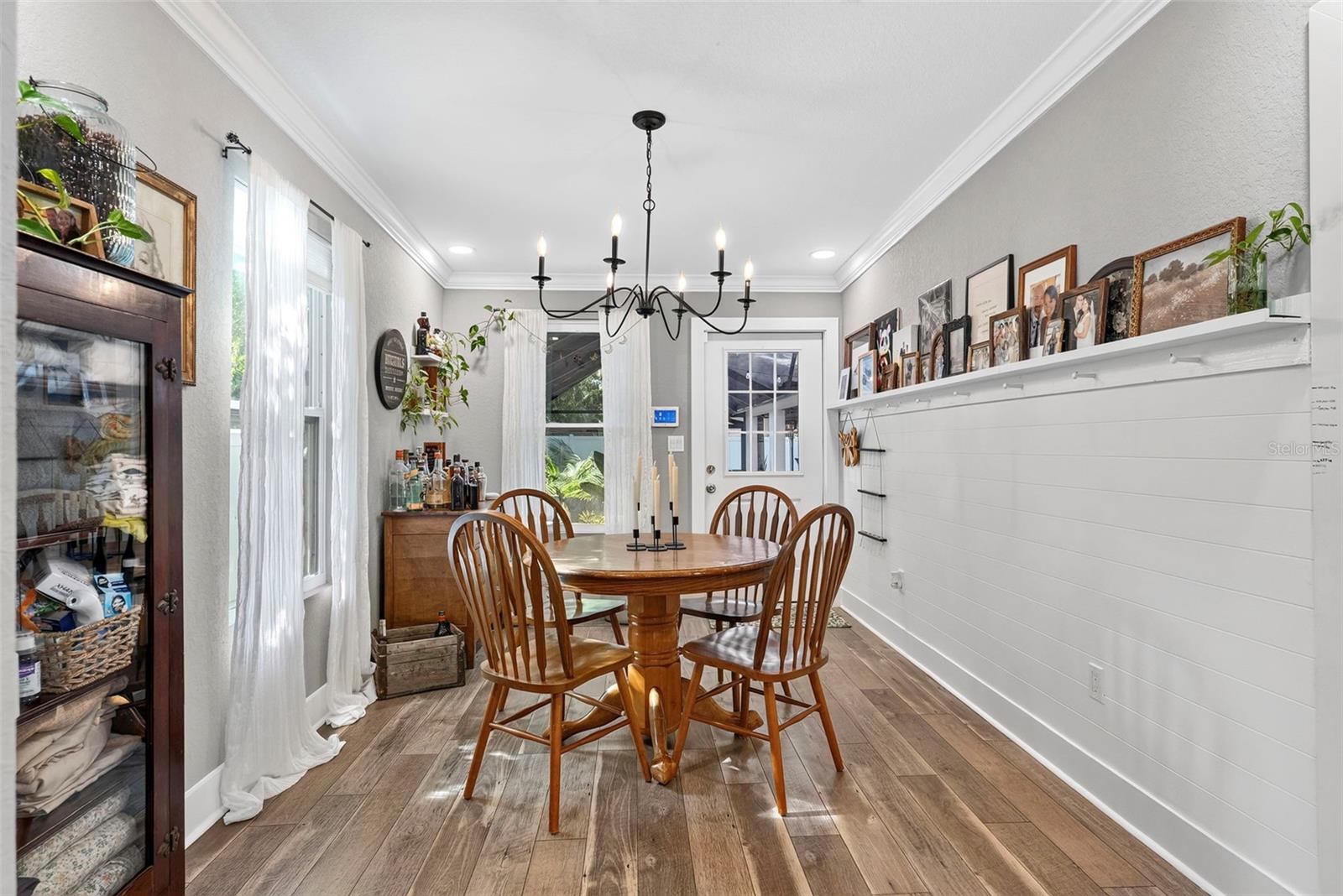 1015 E CRAWFORD ST — photo 14
