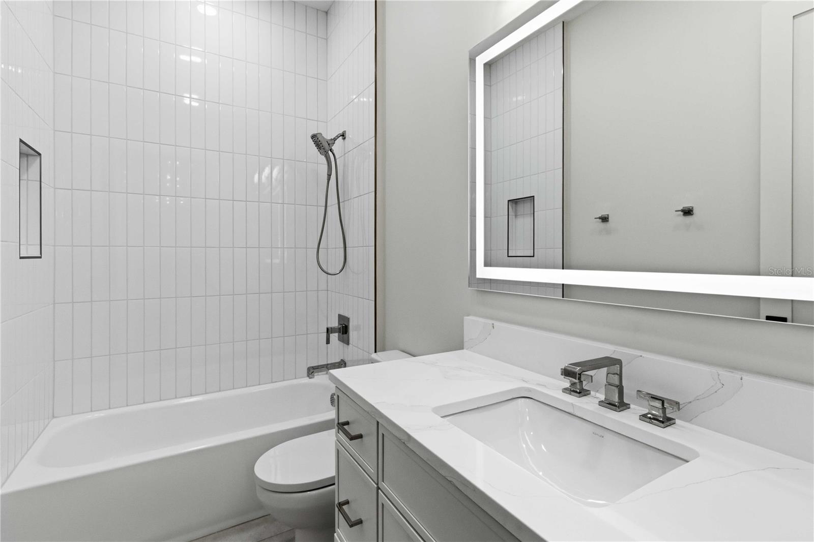 104 S MAKI RD — photo 25