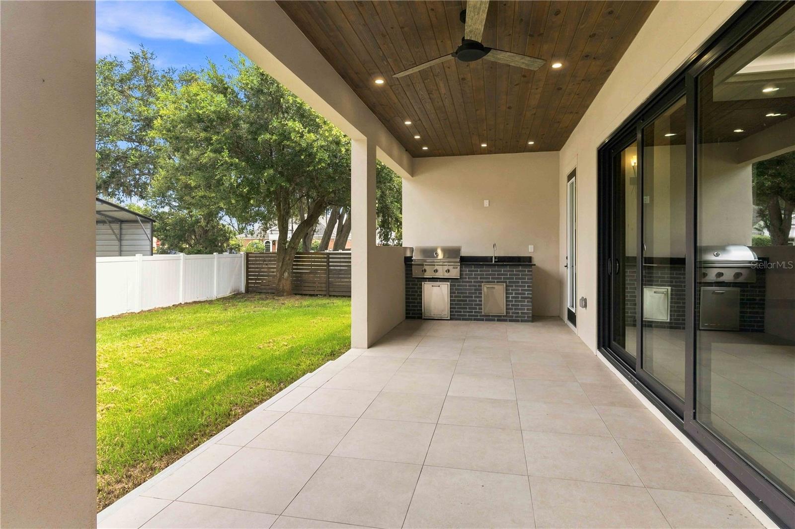 104 S MAKI RD — photo 34