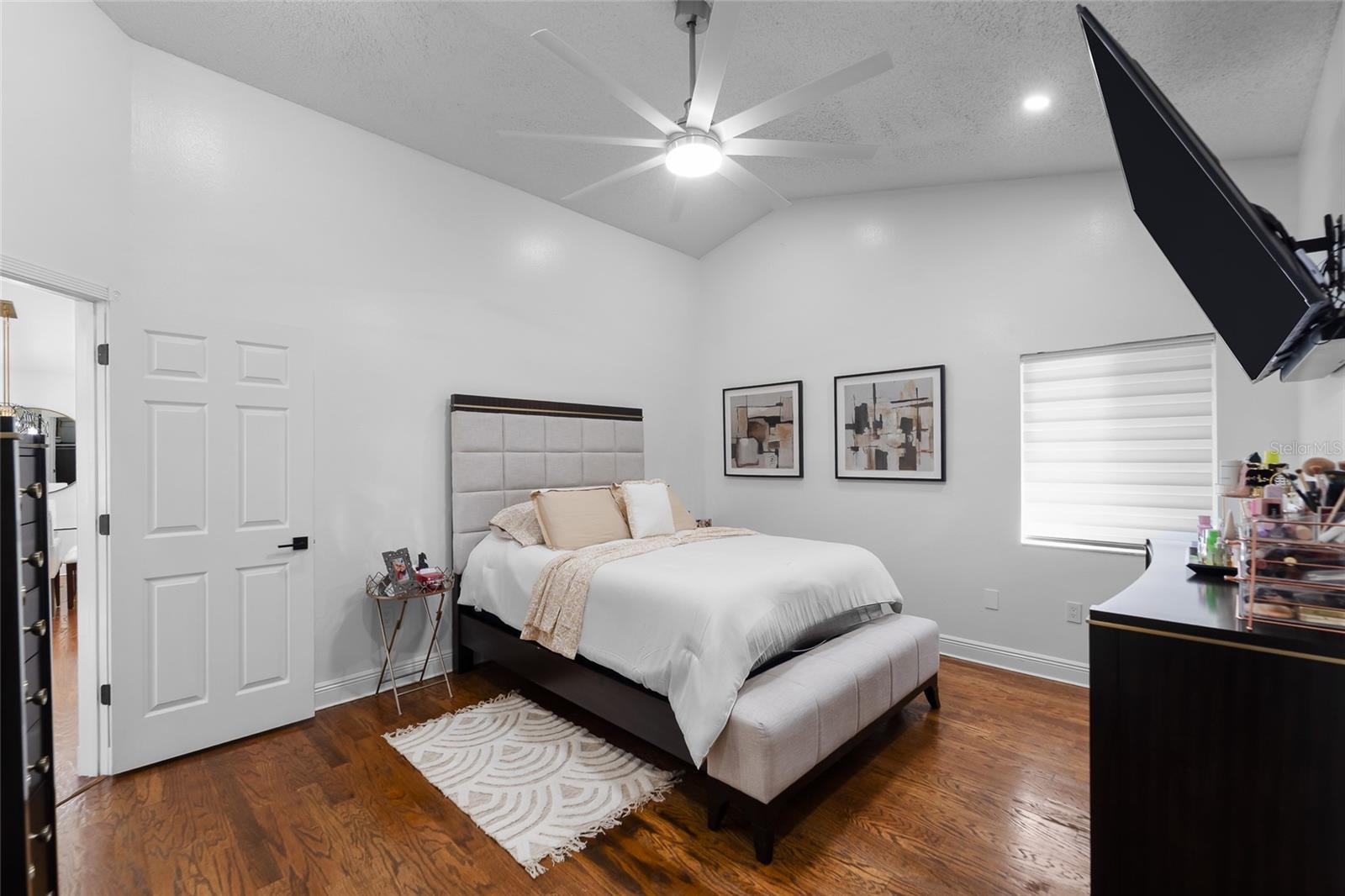 9720 FREDERICKSBURG RD — photo 17
