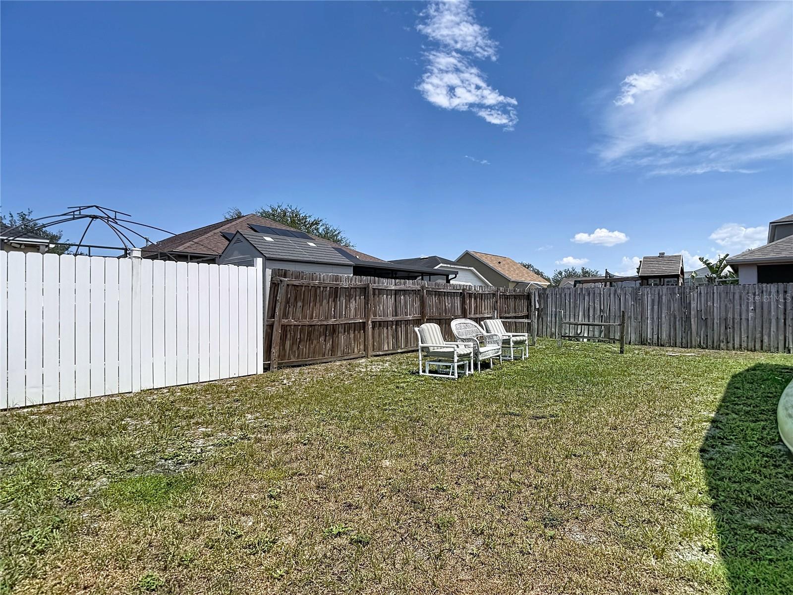 24443 SUMMER WIND CT — photo 36