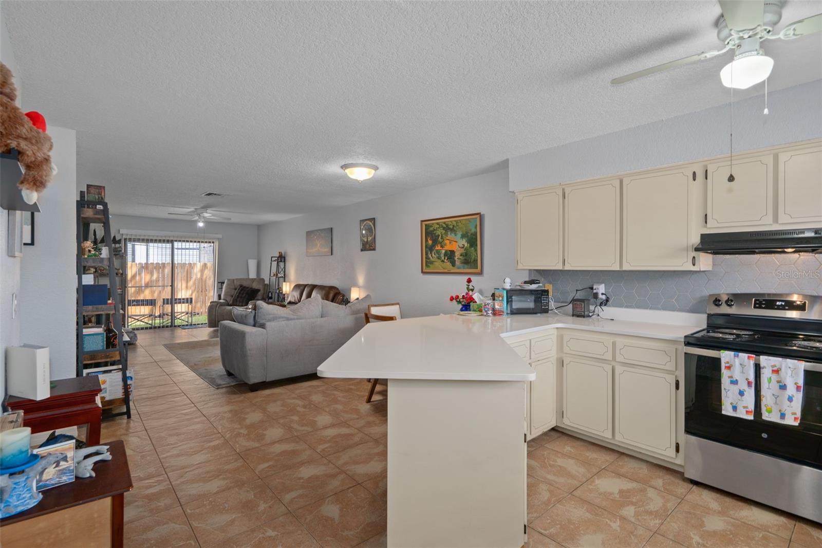 6328 POLK ST — photo 22