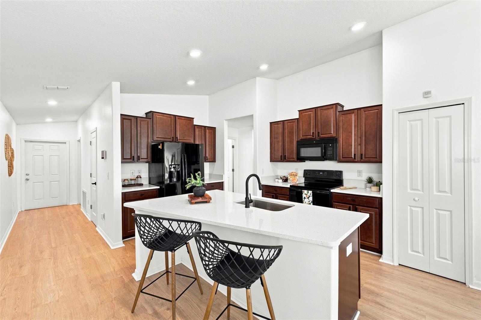 7227 SALT RIVER AVE — photo 9