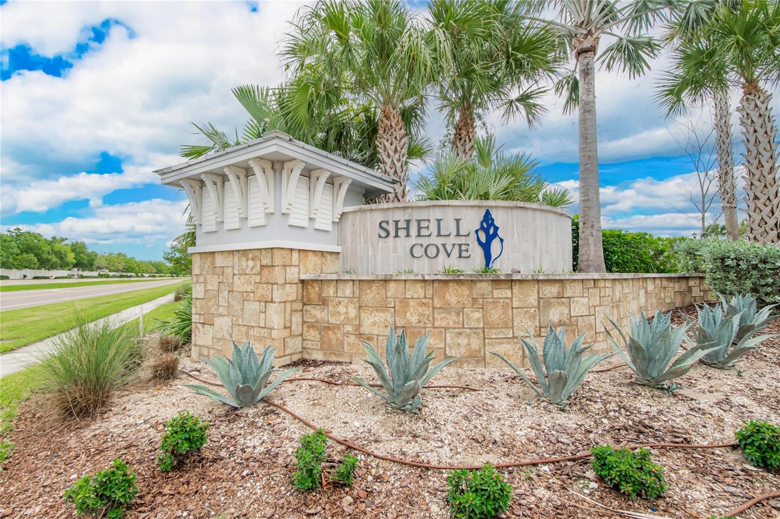 1325 ANCHOR BEND DR — photo 3