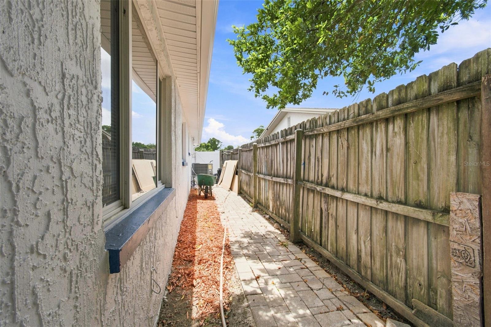 7025 WESTCOTT DR — photo 58