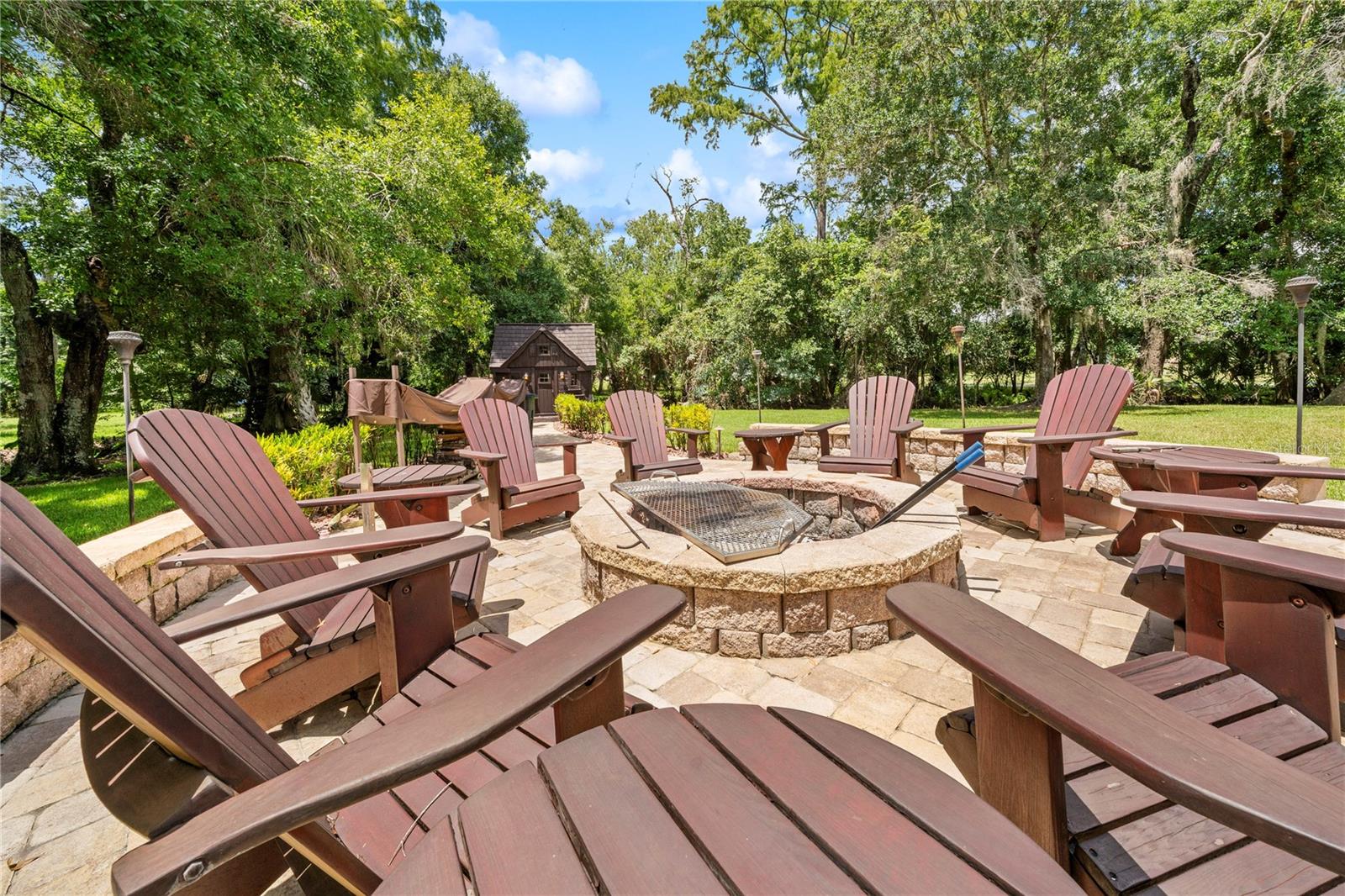 2805 BERWICK DR — photo 68
