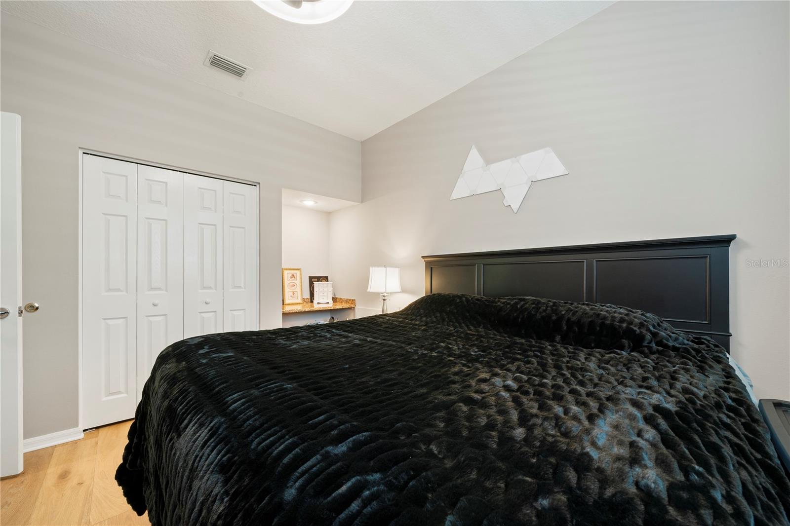 2805 BERWICK DR — photo 45