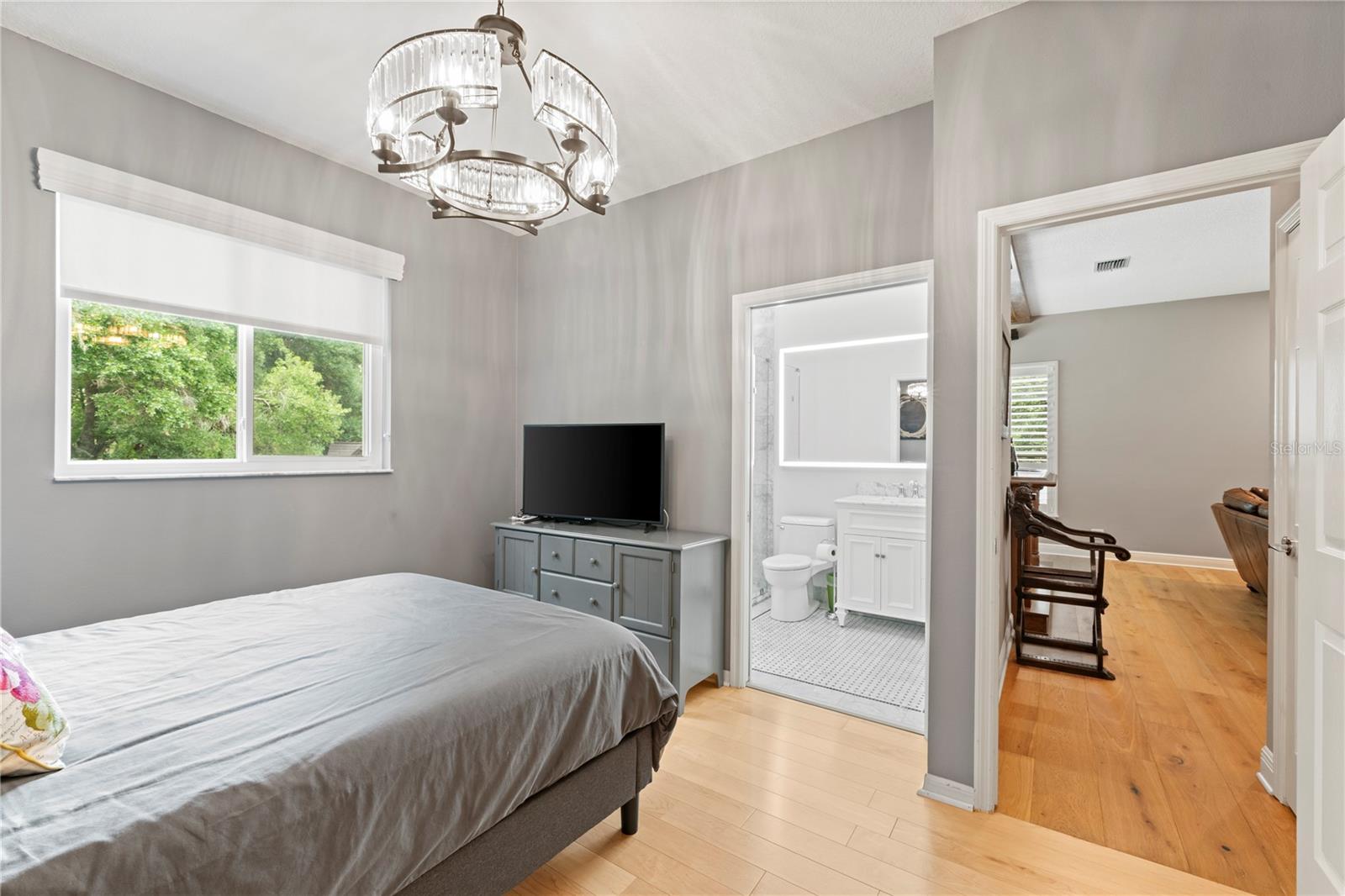 2805 BERWICK DR — photo 39